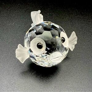 SWAROVSKI Blowfish small 012724- Retired.
